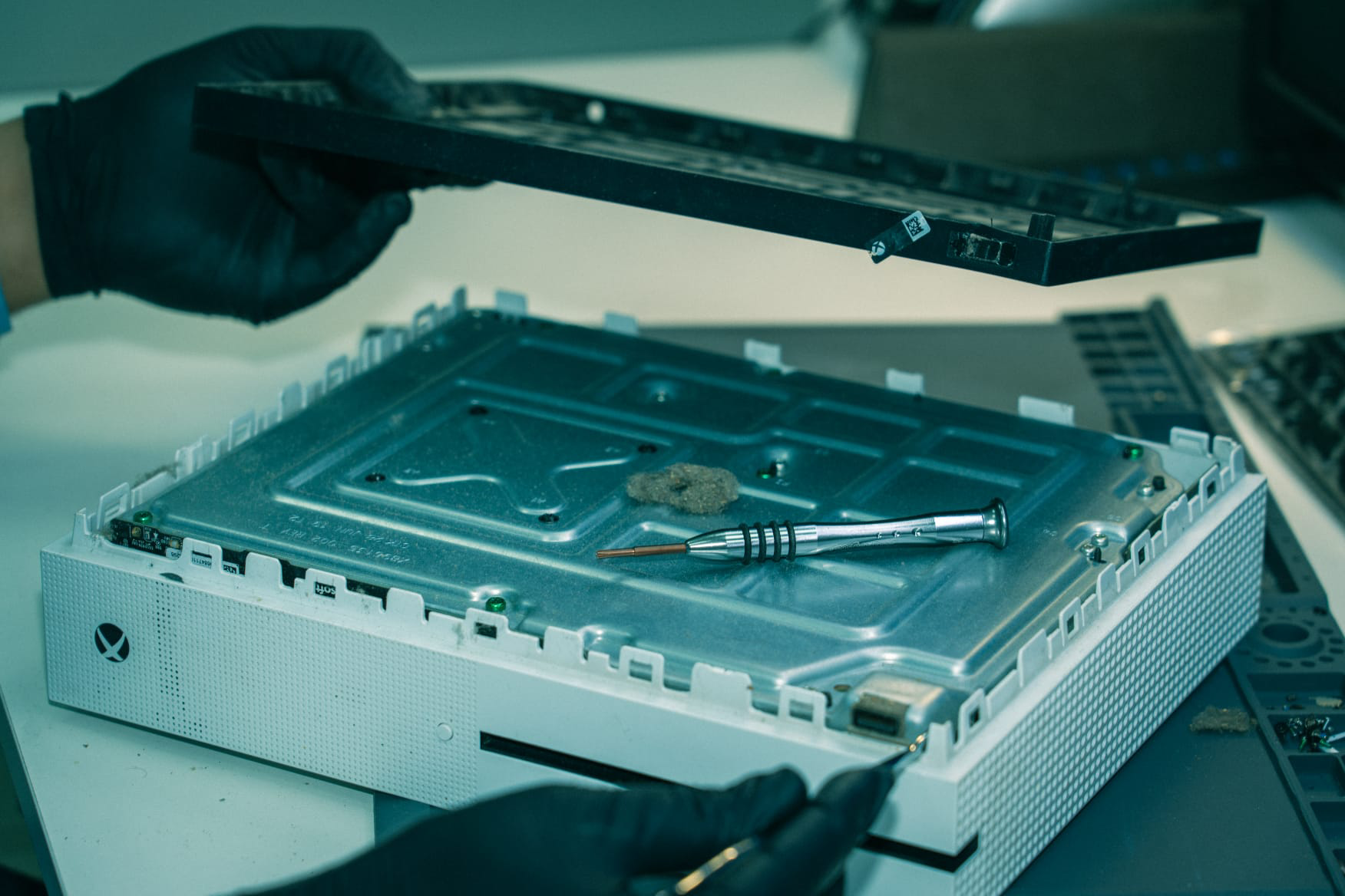 hp-laptop-screen-getting-replaced